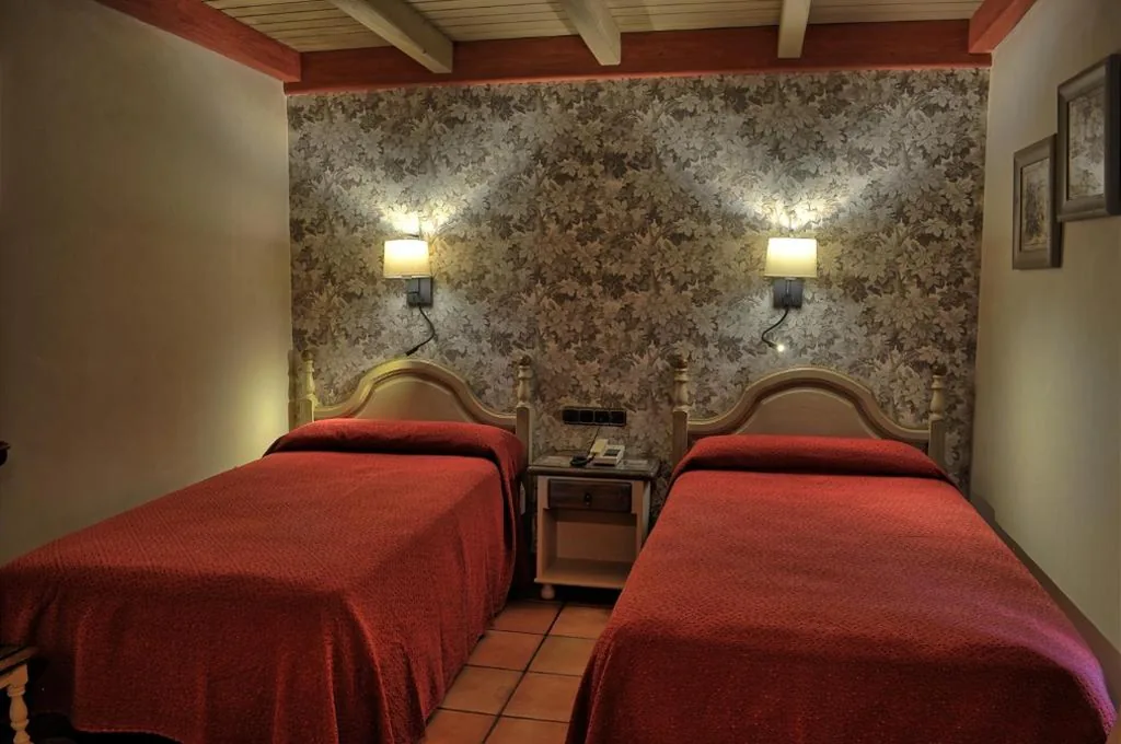 Quarto Duplo com Terraço - 2 camas — Hotel Villa de Torla