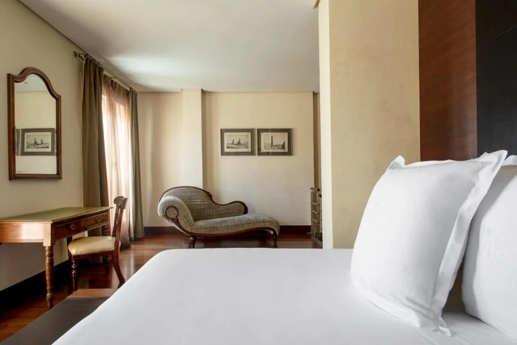 Suite con terrazza — Hotel Villa Real, a member of Preferred Hotels & Resorts