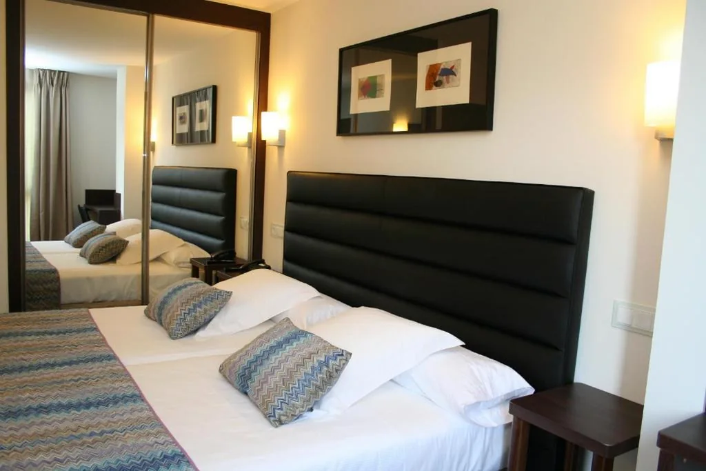 Doppelzimmer – 1 oder 2 Betten — Hotel Villa Rosario II, Edificio Moderno