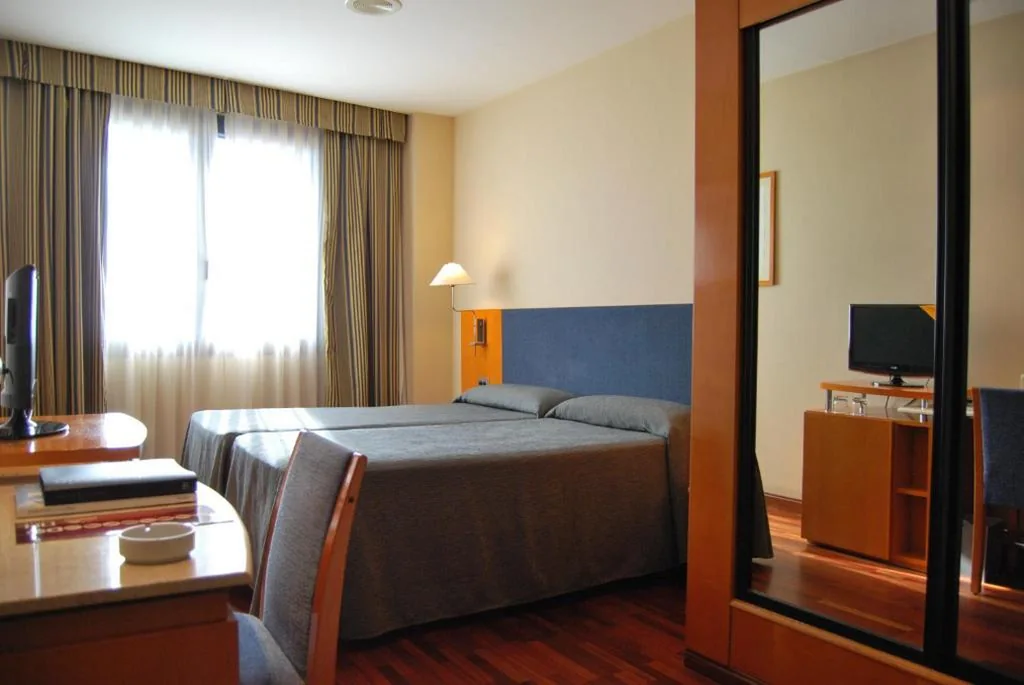 Camera doppia - 1 o 2 letti — Hotel Villacarlos