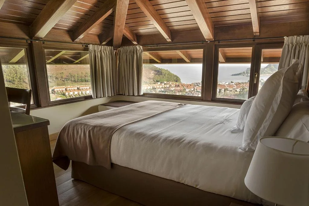 Quarto Duplo Superior com estacionamento — Hotel Villadesella