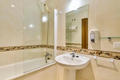 Hotel Villamayor by gaiarooms — 照片 3