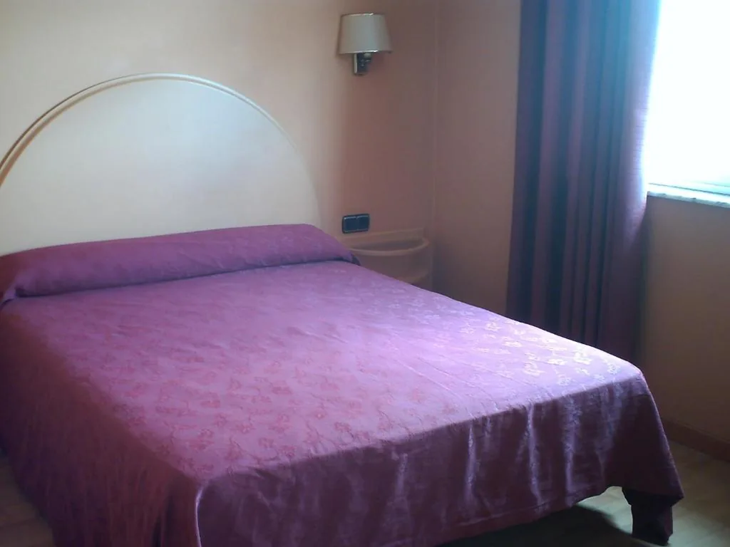 Doppelzimmer – 1 oder 2 Betten — Hotel VillaPaloma