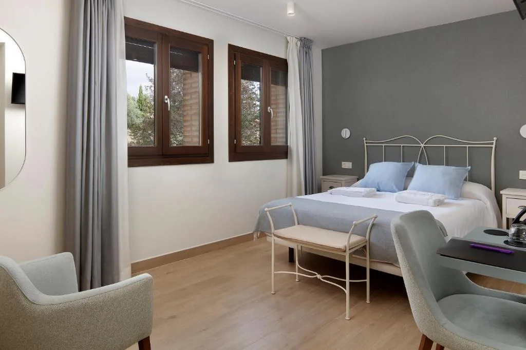 Camera matrimoniale — Hotel Vinoteca Alquezar - Adults Only -