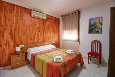 Hotel Virgen de los Reyes — foto 4