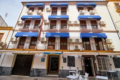 Hotel Virgen de los Reyes — foto 7