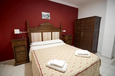 Hotel Virgen de los Reyes — foto 9