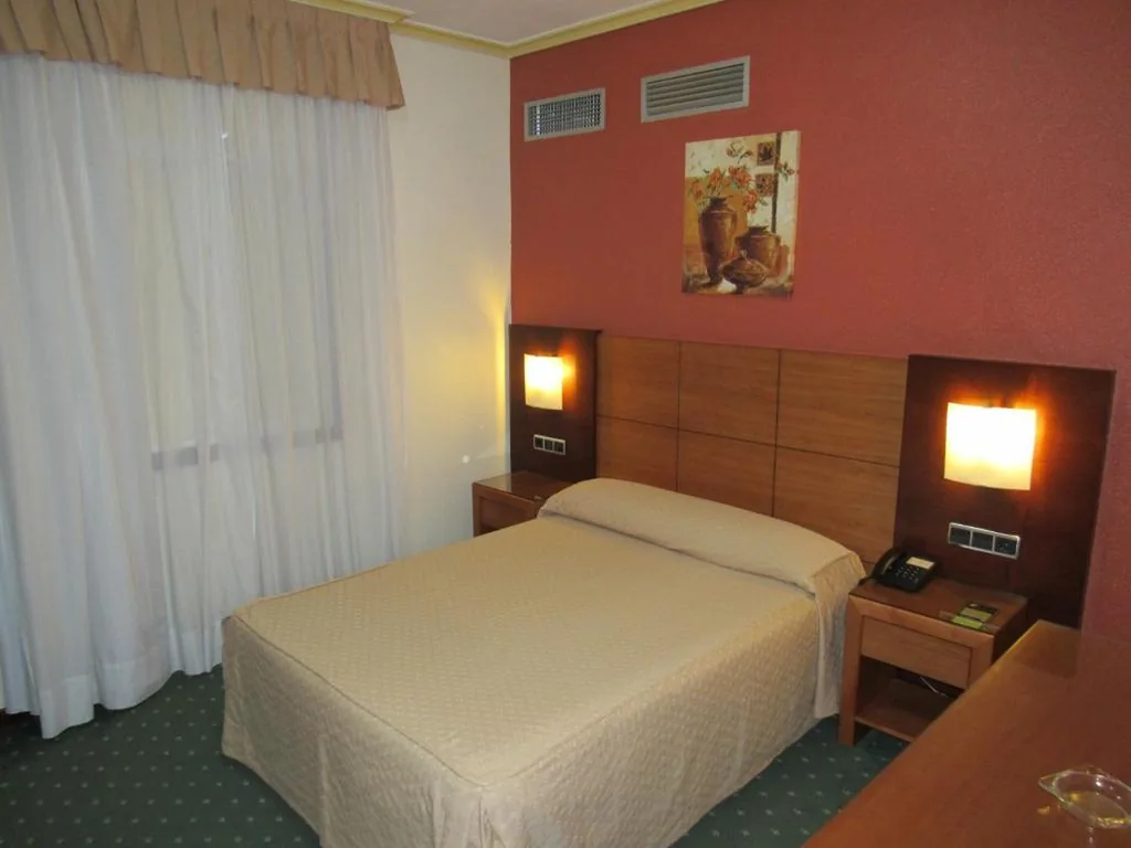 Einzelzimmer — Hotel Virgen del Camino Pontevedra
