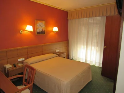Hotel Virgen del Camino Pontevedra — Foto 2