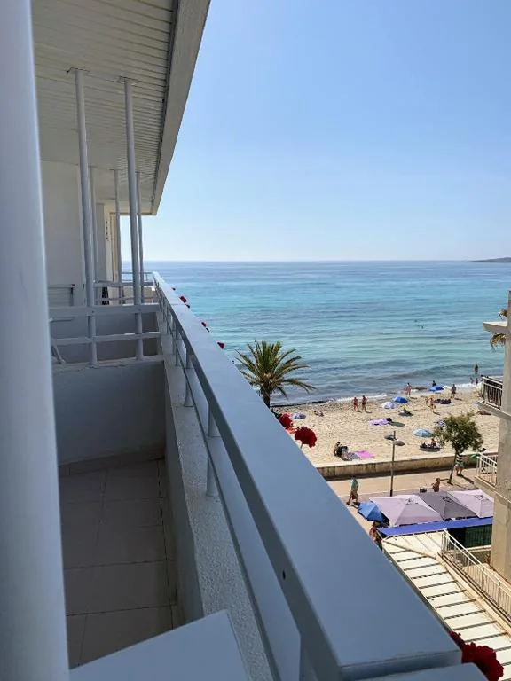 Camera Familiare (1 adulto + 1 bambino) — Hotel Voramar
