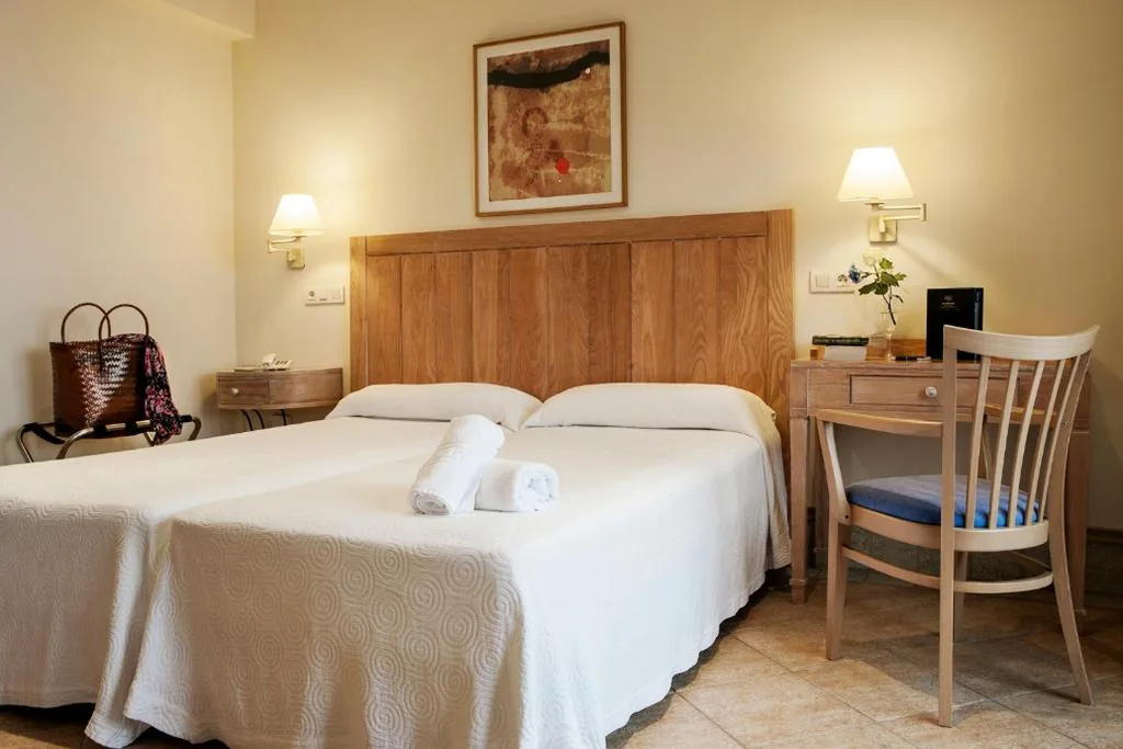 Tweepersoonskamer met 2 bedden — Hotel Voramar - Emar Hotels