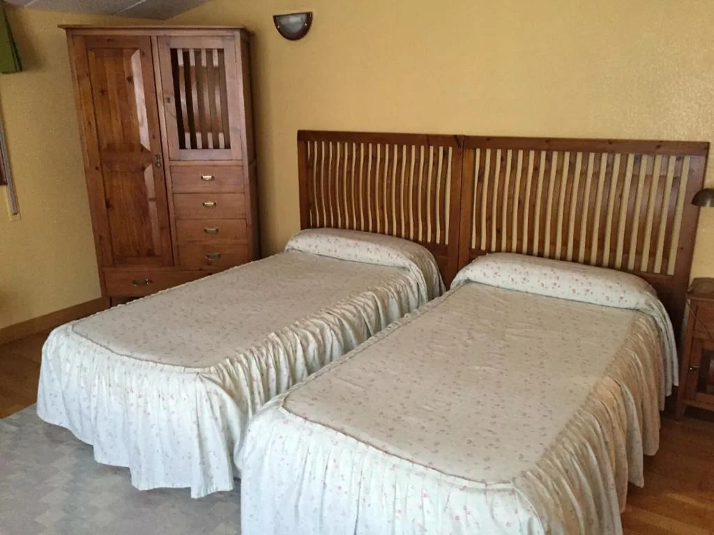 Doppelzimmer – 1 oder 2 Betten — Hotel Xabier