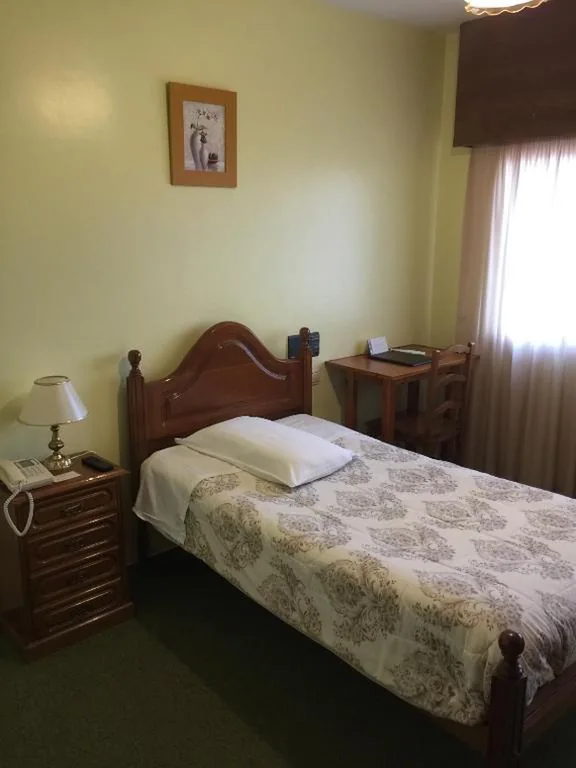 シングルルーム — Hotel Xallas