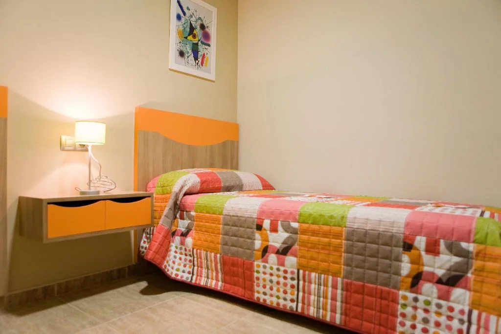 Apartment mit 2 Schlafzimmern (2–4 Erwachsene) — Hotel y Apartamentos Conilsol