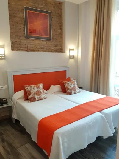 Hotel y Apartamentos Doña Lola — 写真 8