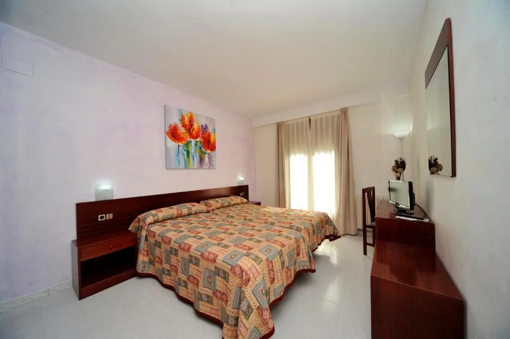 Doppelzimmer - 1 oder 2 Betten — Hotel y Hostal Vall d Aneu
