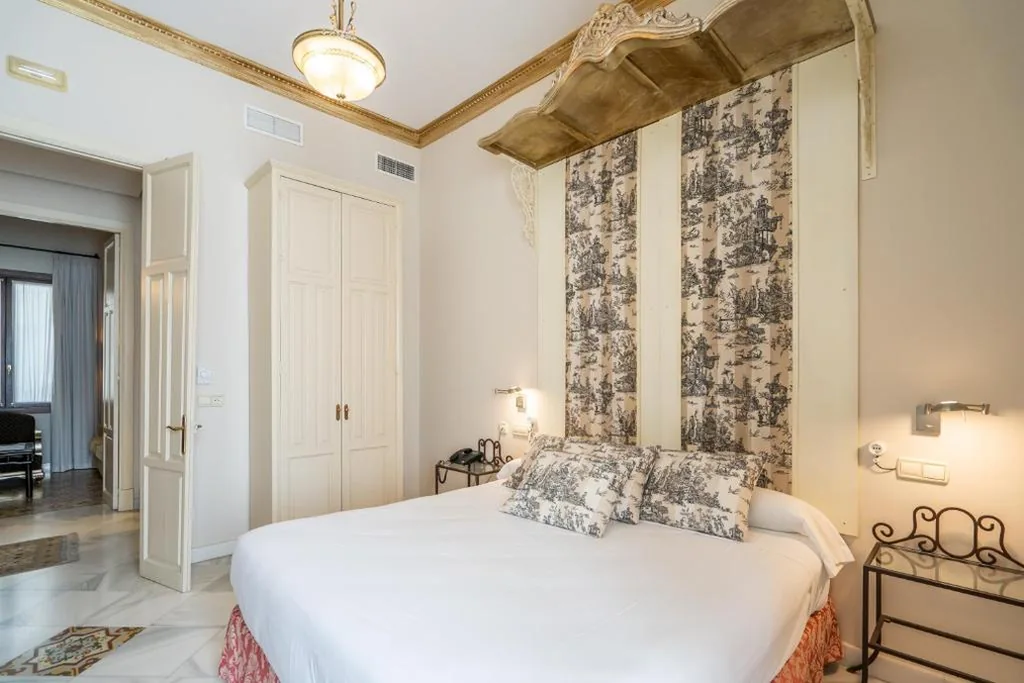 Junior Suite — Hotel YIT Casa Grande