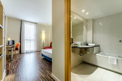 Hotel YIT Ciudad De Zaragoza — foto 3