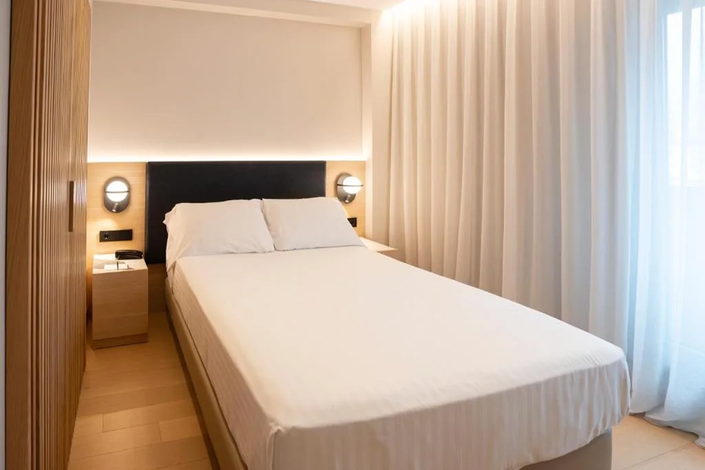 Eenpersoonskamer — Hotel Zenit Bilbao