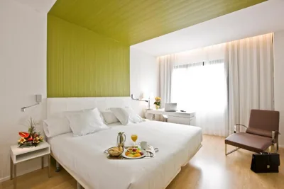 Hotel Zentral Castellana Norte — photo 2
