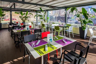 Hotel Zentral Castellana Norte — photo 4