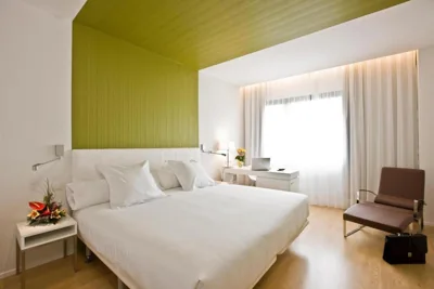 Hotel Zentral Castellana Norte — photo 8