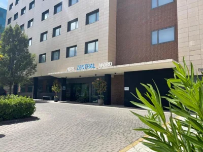 Hotel Zentral Castellana Norte — photo 9