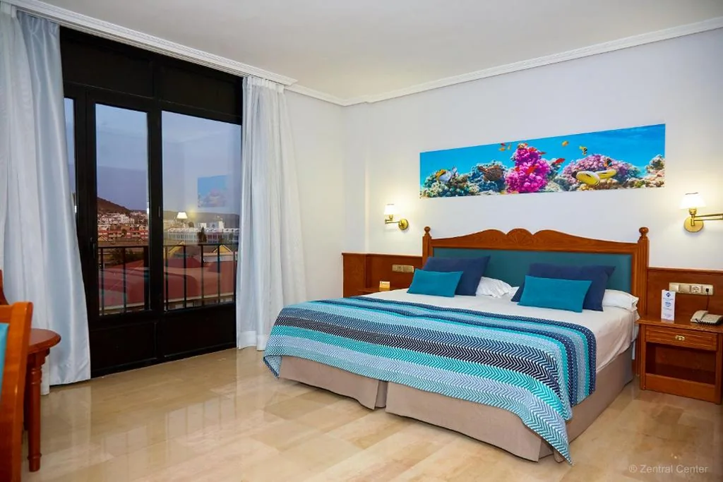 Doppelzimmer – 1 oder 2 Betten — Hotel Zentral Center - Adults only