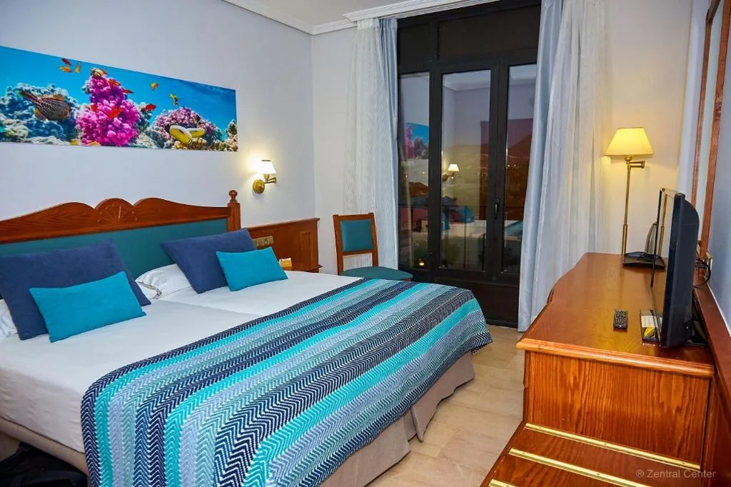 Einzelzimmer — Hotel Zentral Center - Adults only
