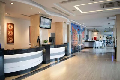 Hotel Zentral León — Foto 2