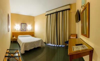 Hotel Zeus — 写真 8