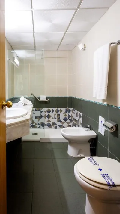 Hotel Zeus — 写真 10