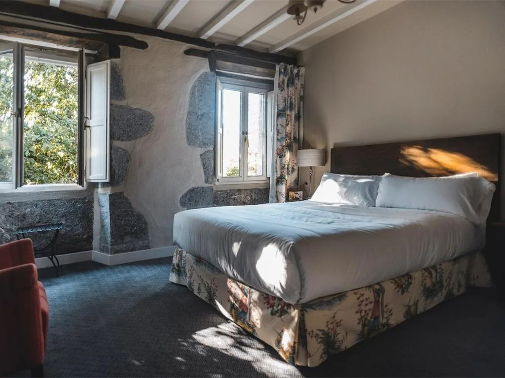 Zubieta Double Room — Hotel Zubieta