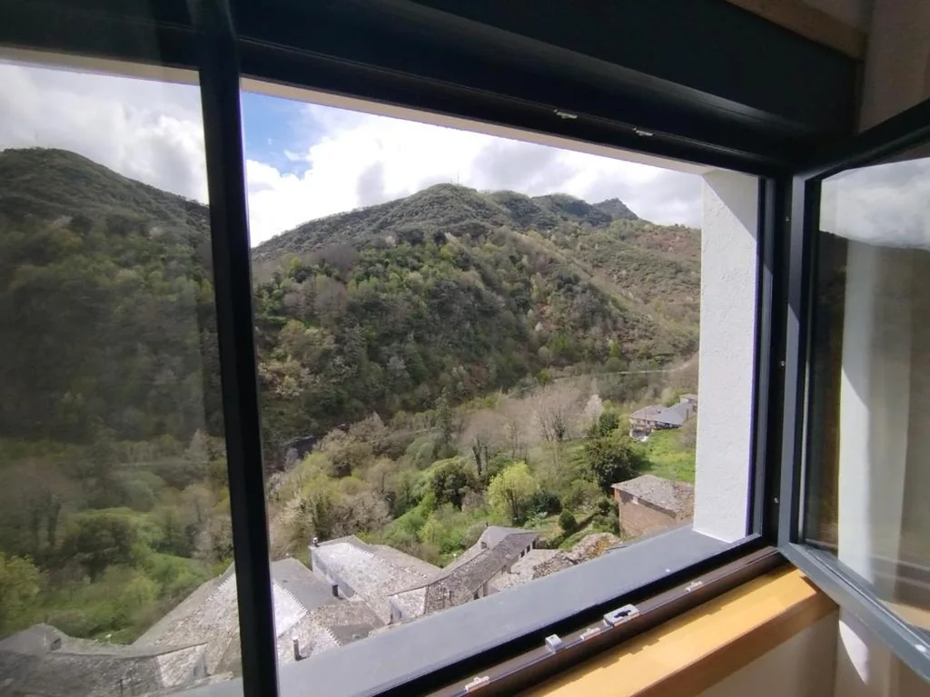 Quarto Duplo com Vista Montanha — Hotel Zura