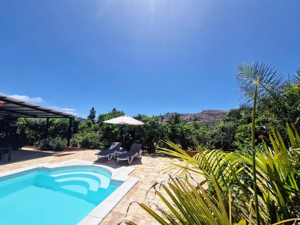 House and heated pool for your exclusive use