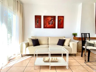 House in front of the beach with sea view — foto 12
