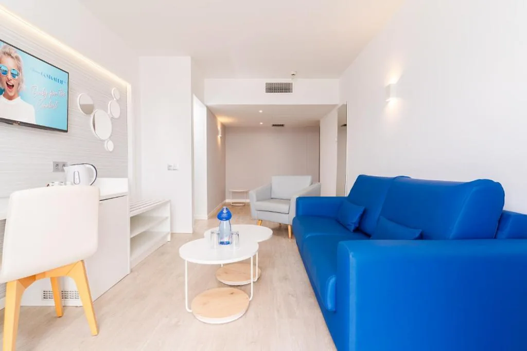 Suite Superior con vistas al mar — HOVIMA Cool Costa Adeje