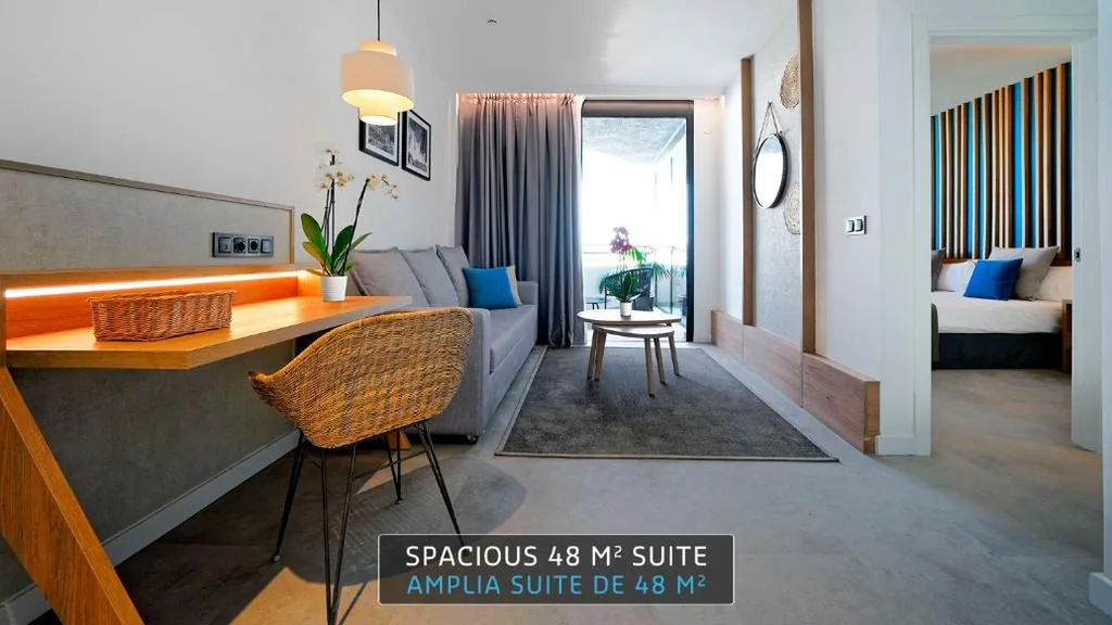 Suite (Single Parent) — HOVIMA Suites Costa Adeje
