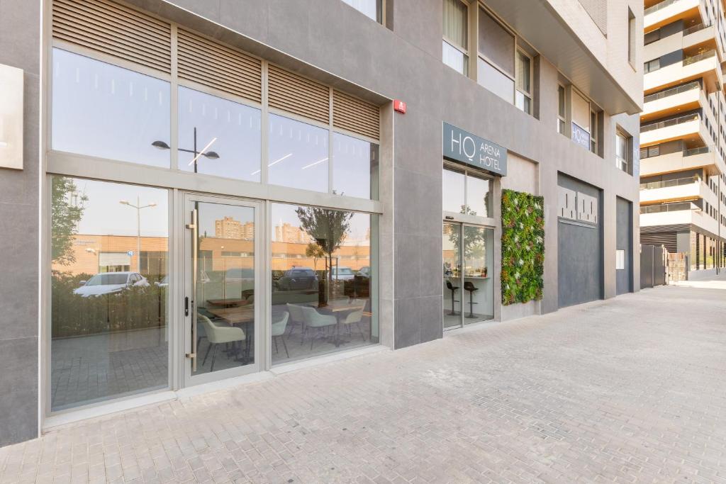 HQ Arena Hotel