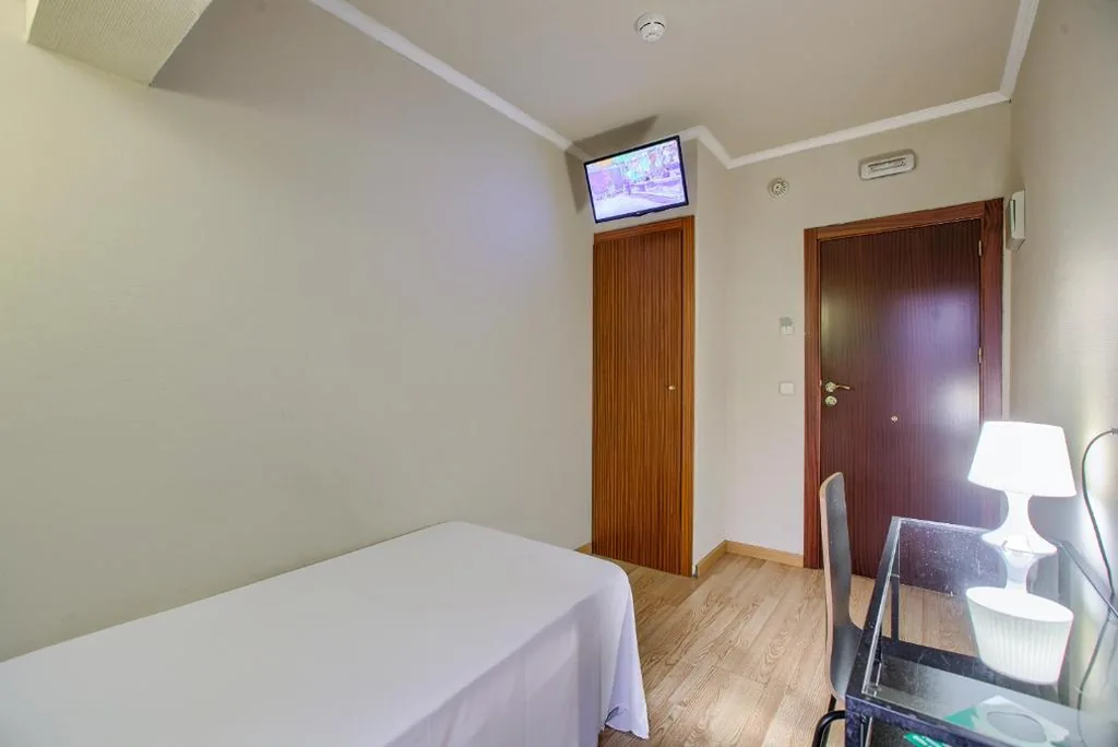 Habitación Individual — HS Castilla Fuenlabrada