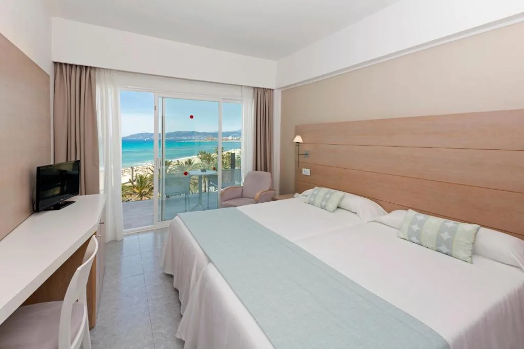 Habitación Doble con vistas laterales al mar (1 adulto) — HSM Golden Playa