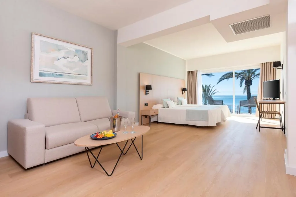 Suite Junior con vistas al mar — HSM Golden Playa
