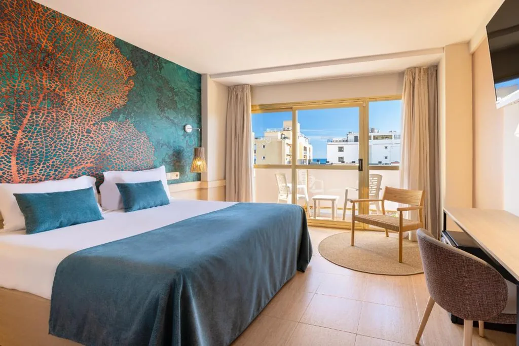 Camera Superior Matrimoniale/Doppia con Letti Singoli con Vista Piscina — htop Amaika SPA 4Sup - Bliss - Adults Only Plus 18