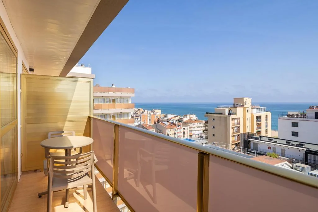 Camera Superior Matrimoniale/Doppia con Letti Singoli con Vista Mare — htop Amaika SPA 4Sup - Bliss - Adults Only Plus 18