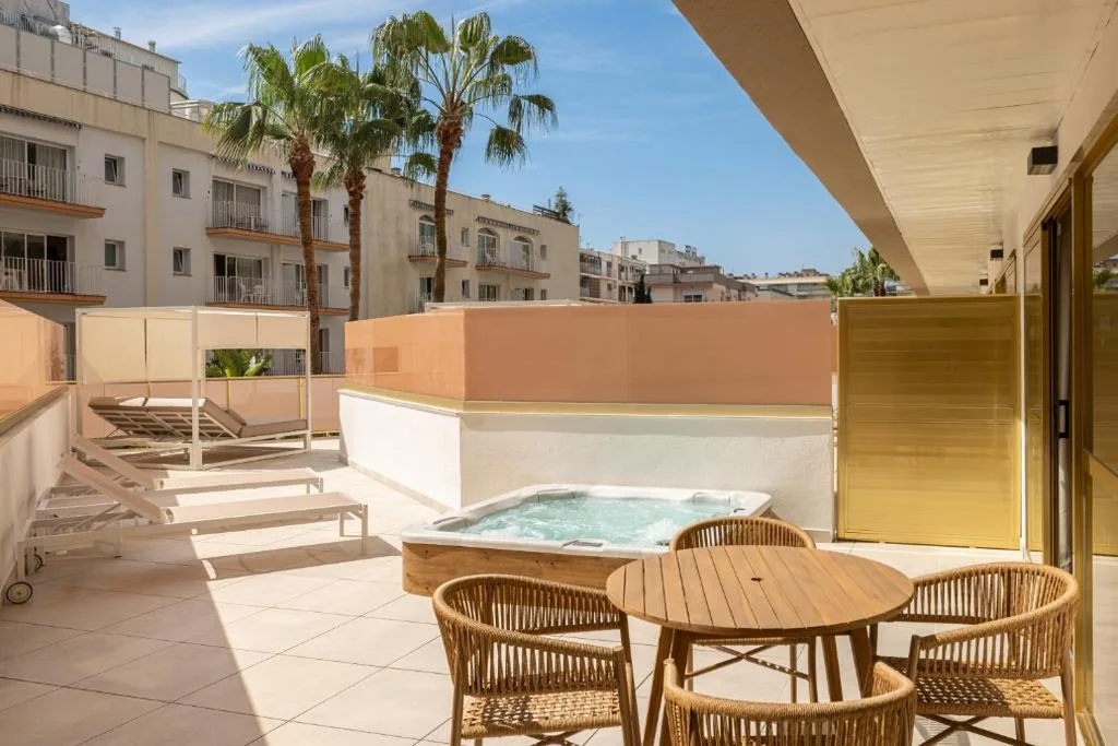 Suite Deluxe — htop Amaika SPA 4Sup - Bliss - Adults Only Plus 18