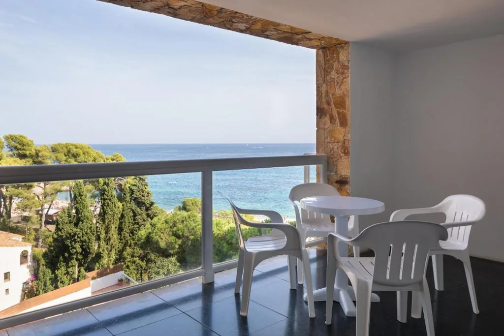 Suite Superior con vistas al mar — htop Caleta Palace - Bliss