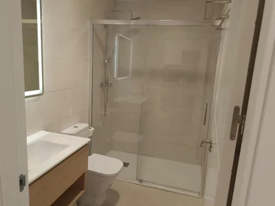 Huelin Edificio Apartamentos — Foto 6