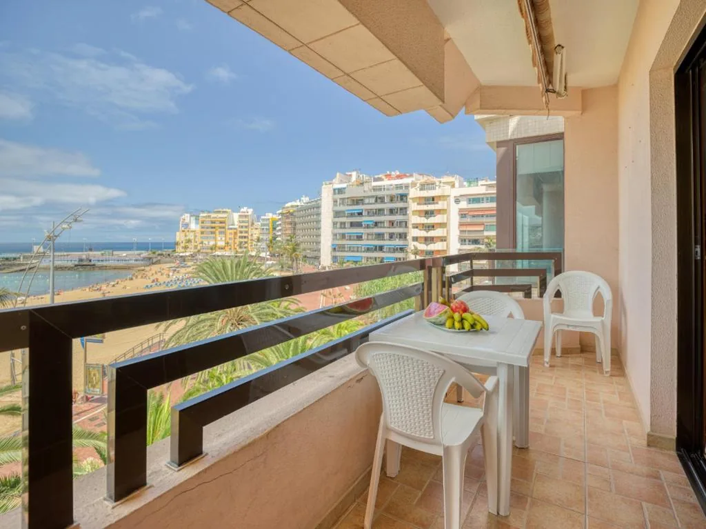 Apartamento con vistas al mar — Huge Balcony over Las Canteras By CanariasGetaway