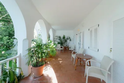 Hurricane Beach Hotel — 照片 2