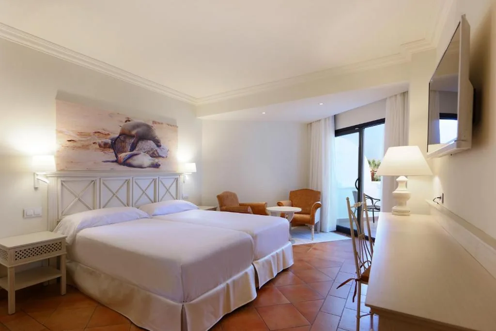 Quarto Duplo com Vista Lateral Mar - 2 camas — Iberostar Selection Andalucia Playa